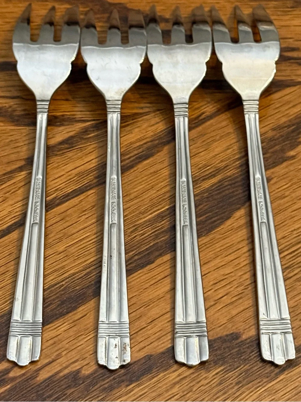 Farberware Amour 4 Salad Fork Stainless Flatware Silverware 6 1/2”